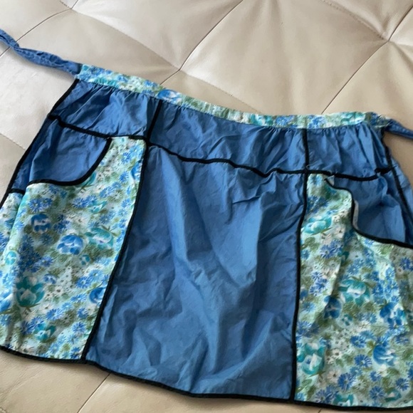Collection of vintage aprons, vintage condition - Picture 3 of 7